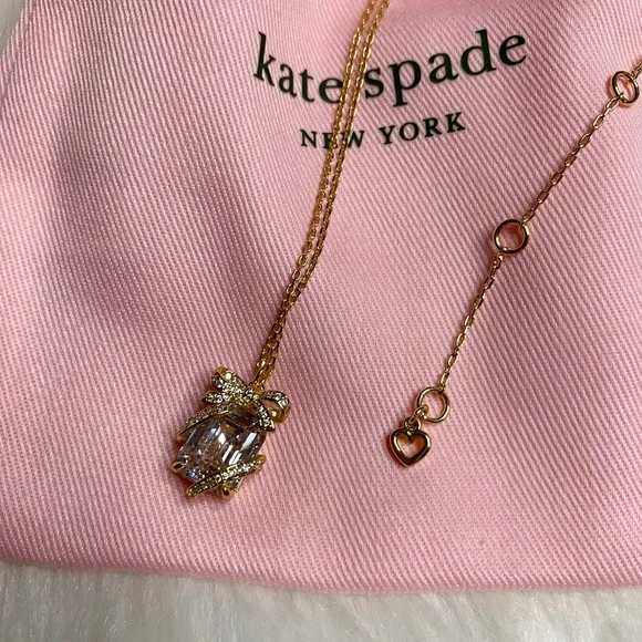 NWT KATE SPADE Pave Present Pendant Necklace New
